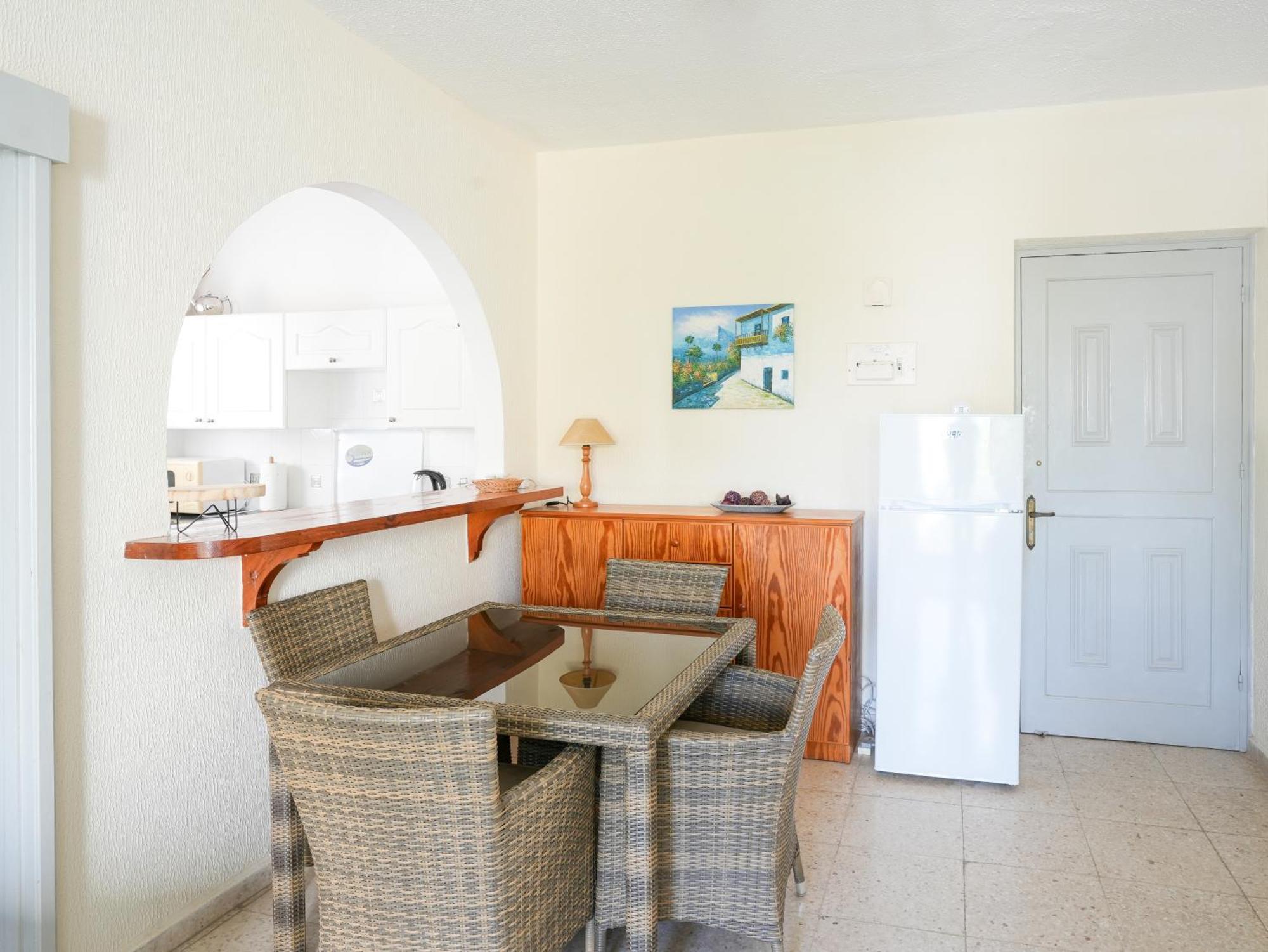 Apartamento Resitour - Paphos Gardens Exterior foto